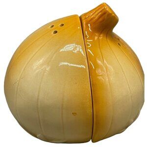 side by side salt pepper shaker onion 3x3.5" plastic stopper yellow READ